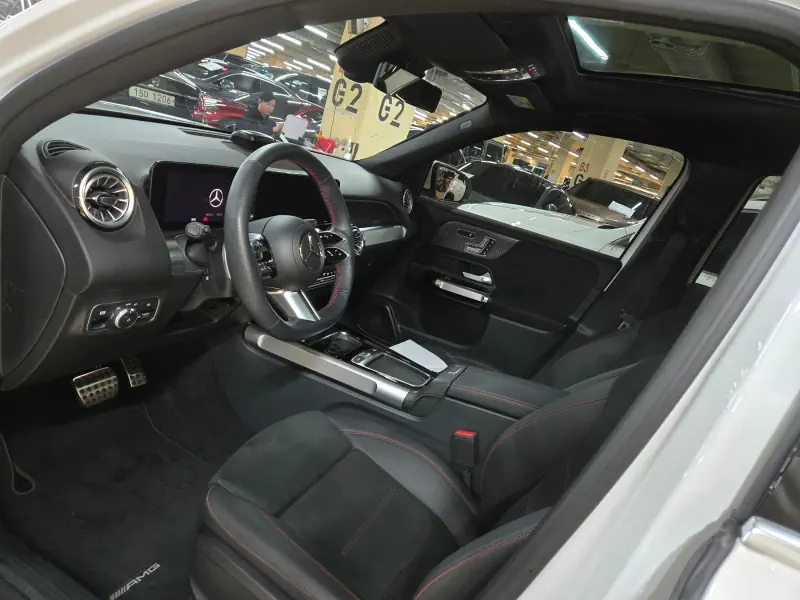 Mercedes-Benz GLB-Class