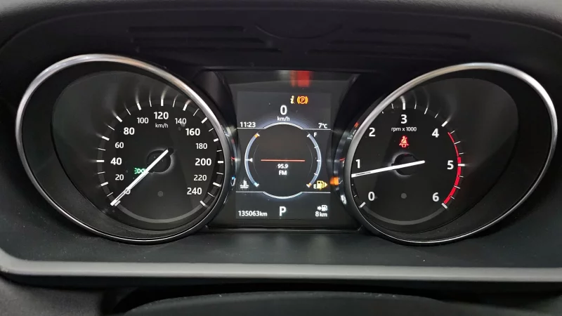 Land Rover DISCOVERY