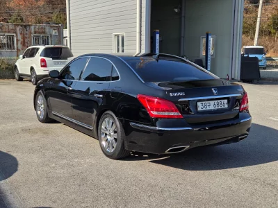 Hyundai Equus