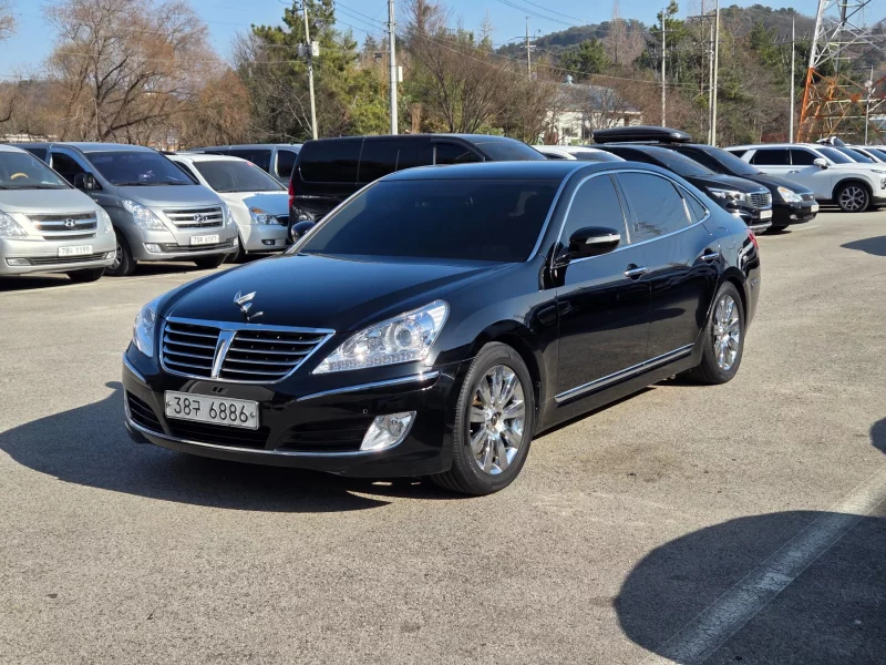 Hyundai Equus