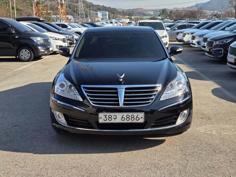 Hyundai Equus
