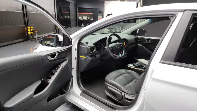 Hyundai Ioniq