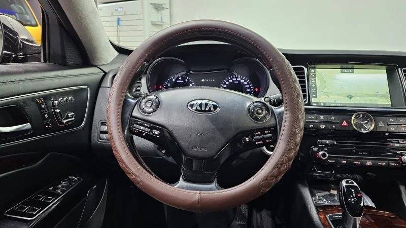 Kia K9