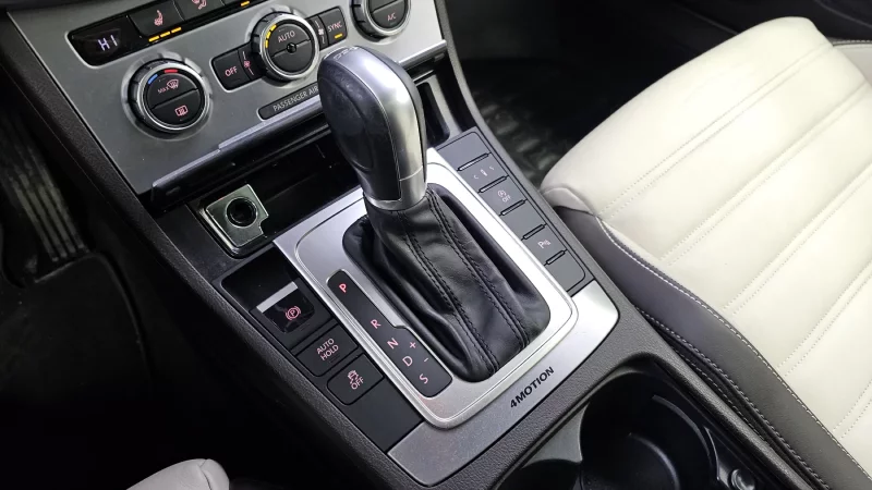 Volkswagen PASSAT CC