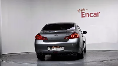 Infiniti G37
