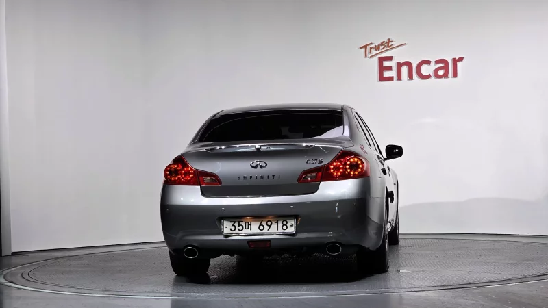 Infiniti G37