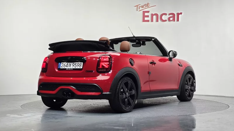 MINI Cooper Convertible