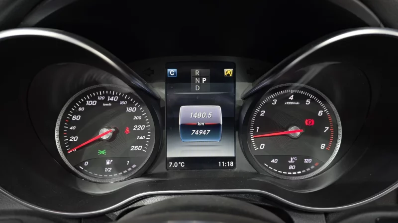 Mercedes-Benz C-Class