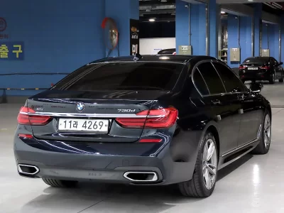 BMW 7-Series