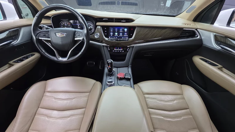 Cadillac XT6