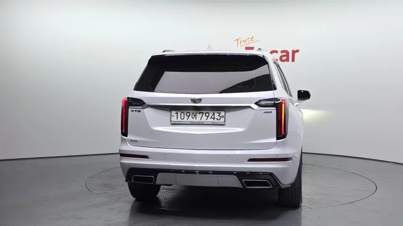 Cadillac XT6