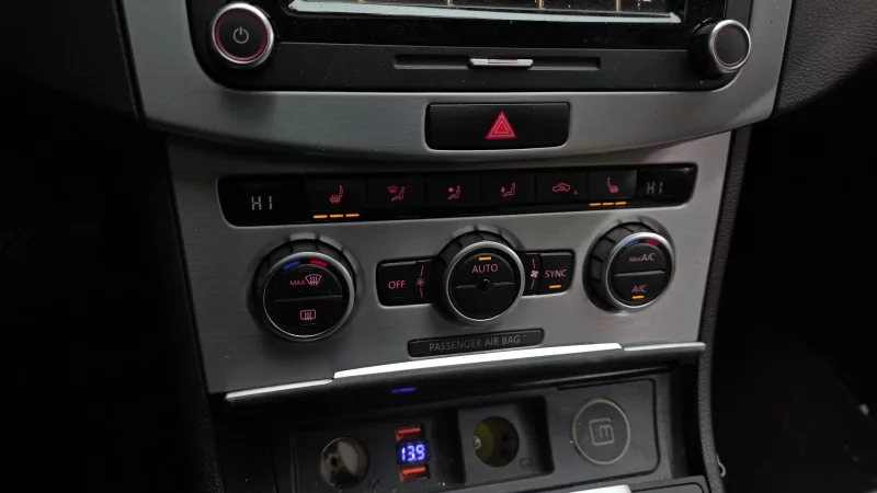 Volkswagen PASSAT CC