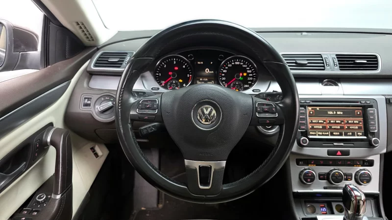 Volkswagen PASSAT CC