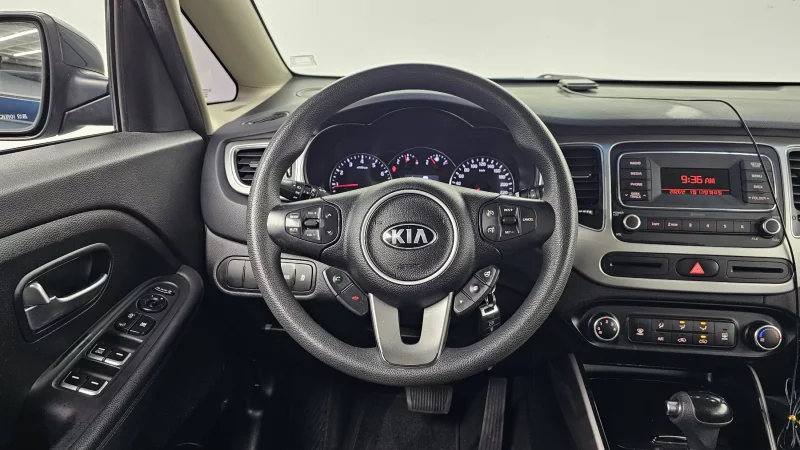 Kia Carens