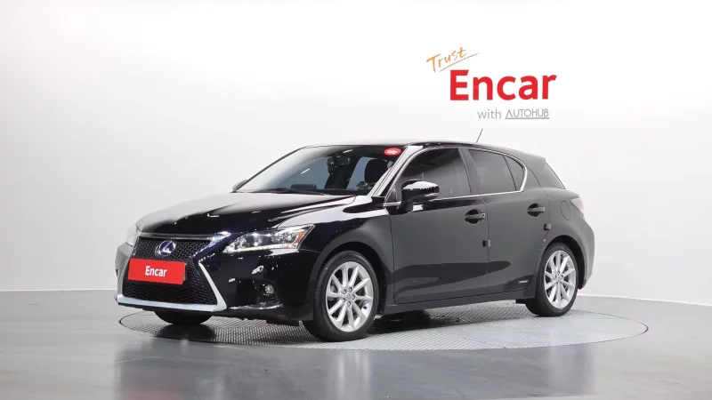 Lexus CT200h