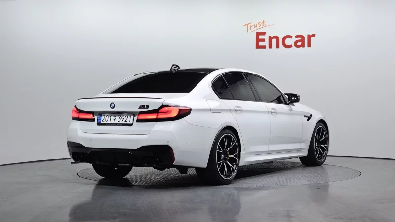 BMW M5