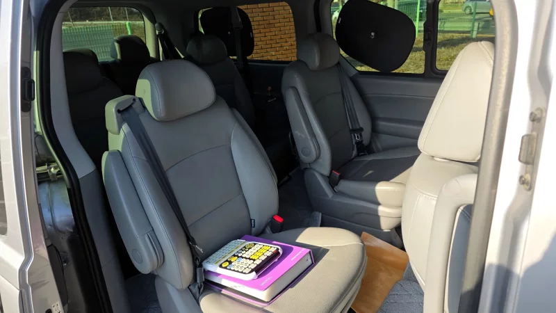 Hyundai Starex