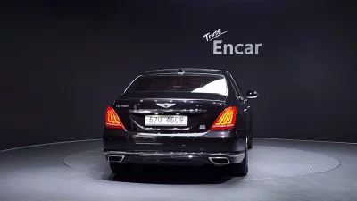 Genesis EQ900
