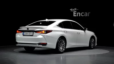 Lexus ES300h