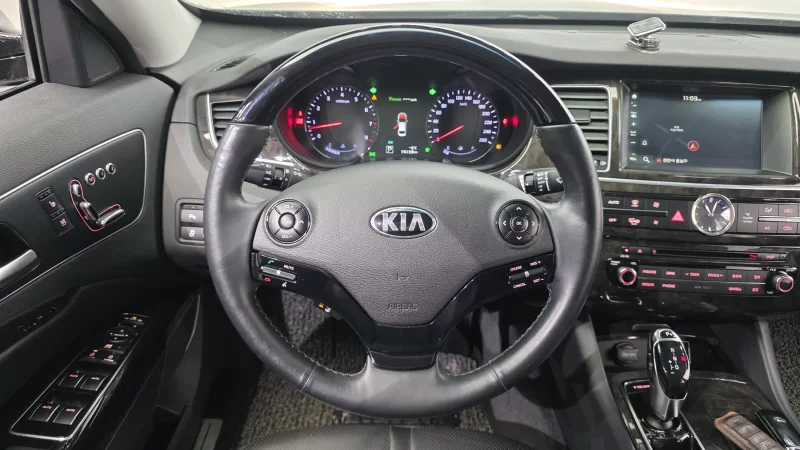 Kia K9
