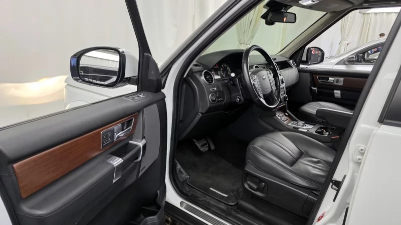 Land Rover DISCOVERY