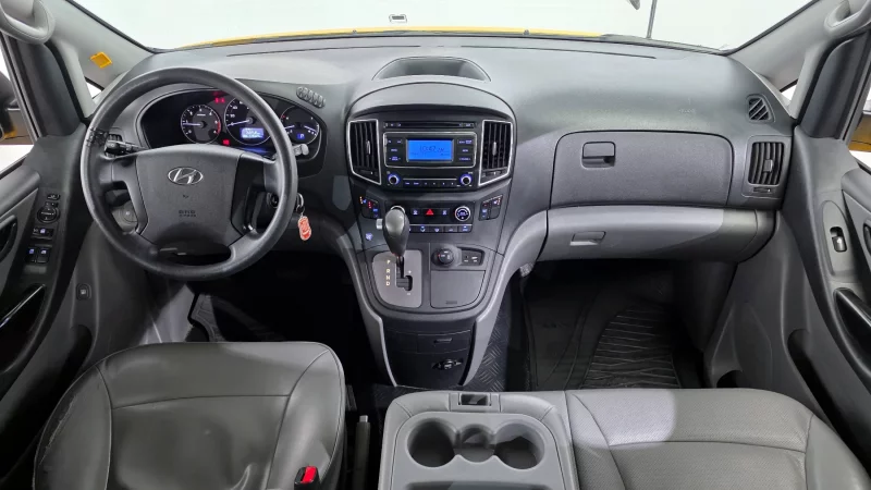 Hyundai Grand Starex