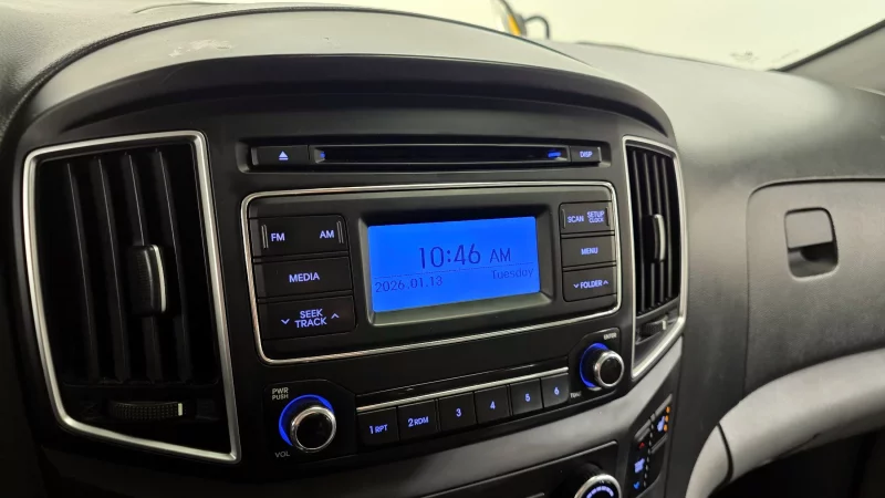 Hyundai Grand Starex