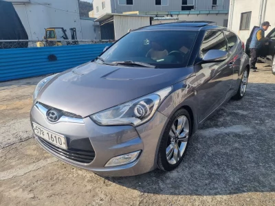 Hyundai Veloster
