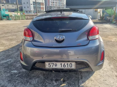 Hyundai Veloster
