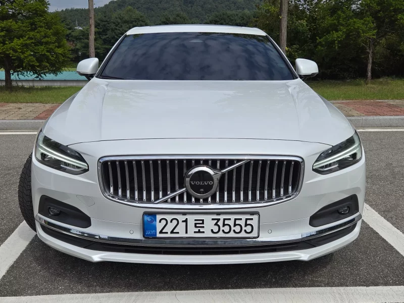 Volvo S90