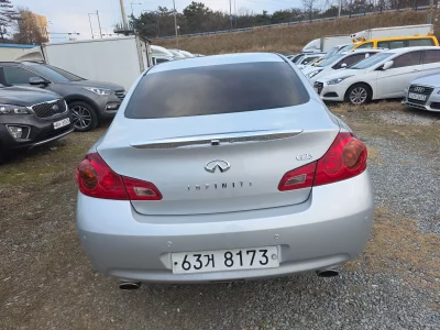 Infiniti G25