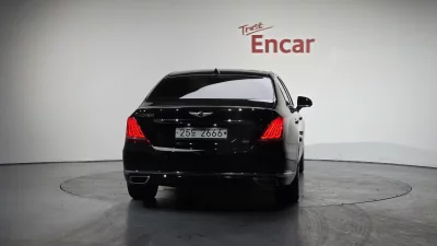 Genesis EQ900