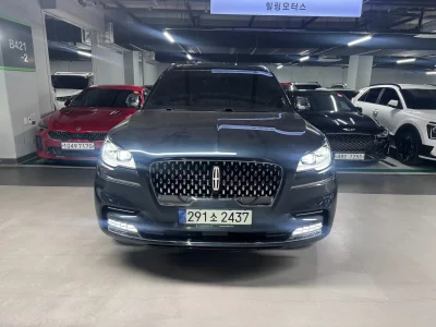 Lincoln AVIATOR