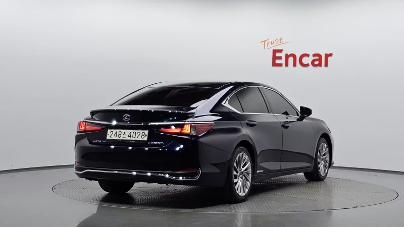 Lexus ES300h