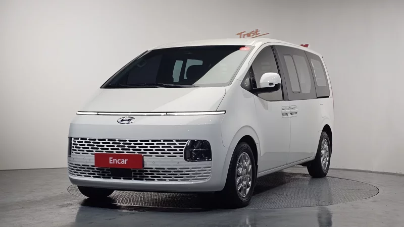 Hyundai Staria