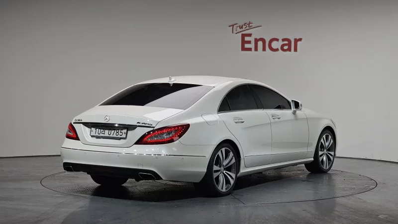 Mercedes-Benz CLS-Class