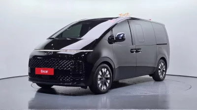Hyundai Staria