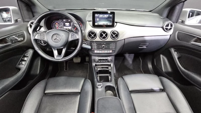 Mercedes-Benz My B