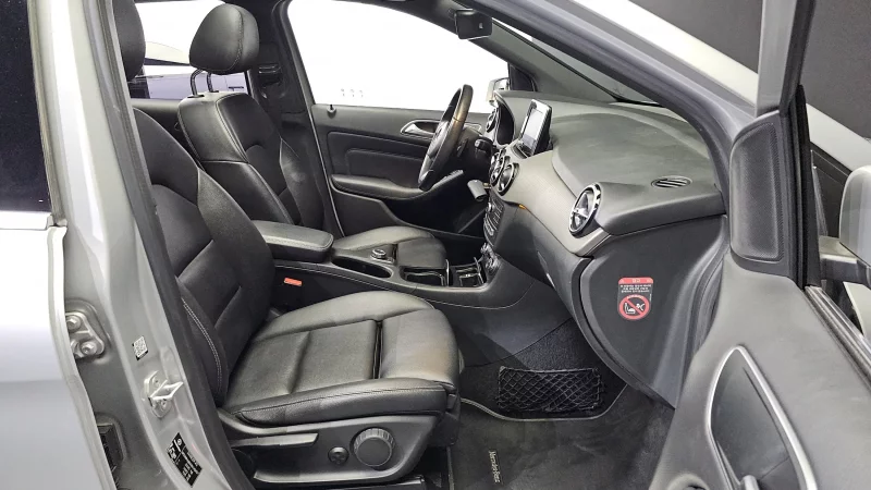 Mercedes-Benz My B