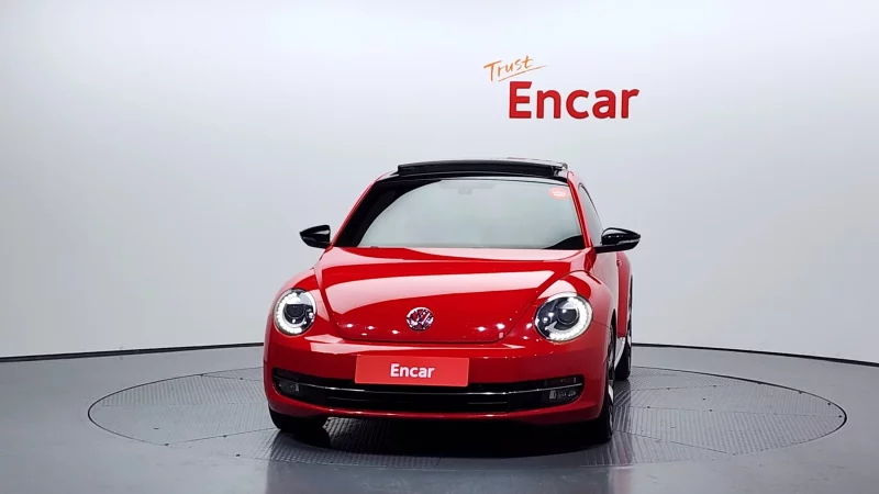 Volkswagen BEETLE