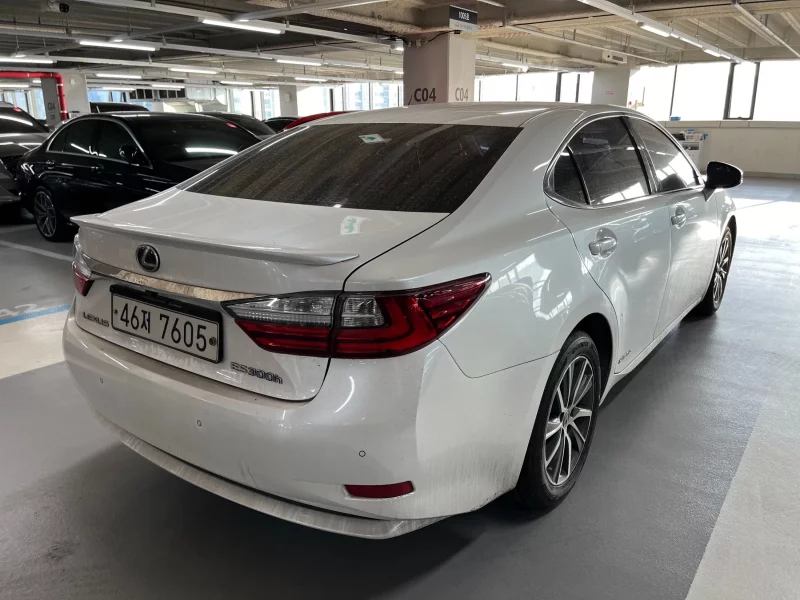 Lexus ES300h