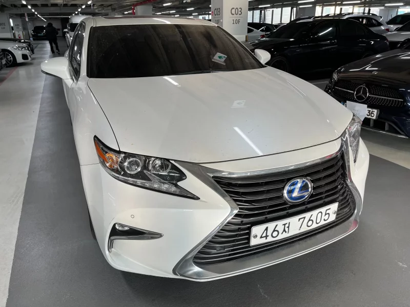 Lexus ES300h