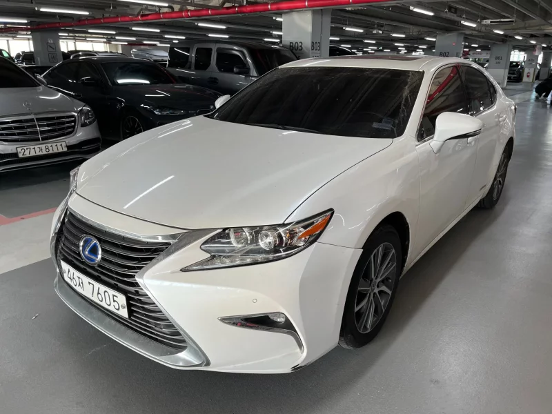 Lexus ES300h