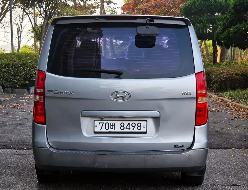 Hyundai Starex