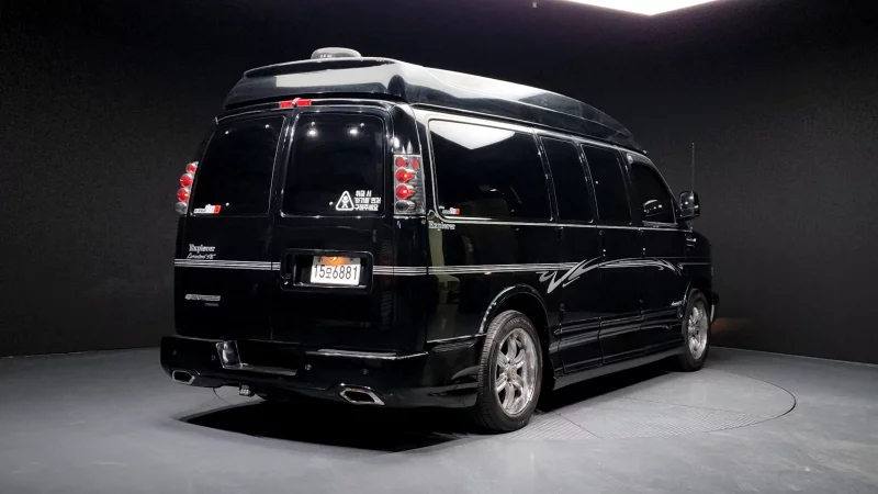 Chevrolet Express Van