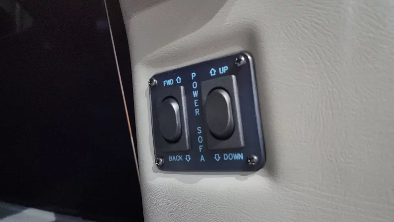 Chevrolet Express Van