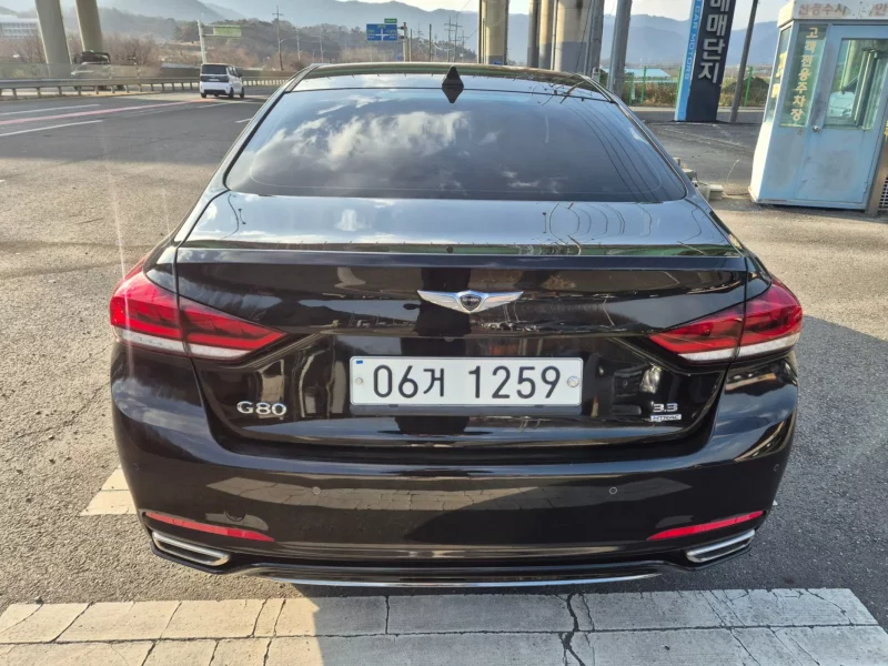 Genesis G80