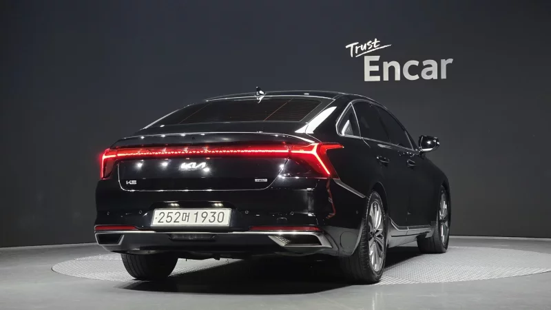 Kia K8