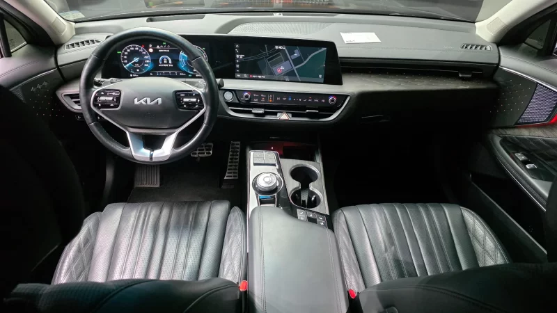 Kia K8