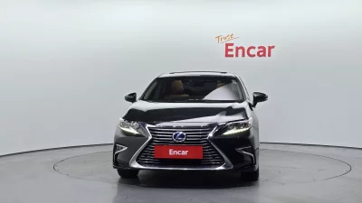 Lexus ES300h